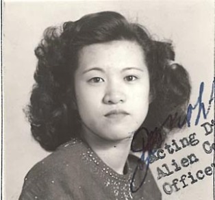  “Form 430 photos of Rose Leong,” 1942 & 1943, Chinese Exclusion Act case files, RG 85, National Archives-Seattle, Leong King Ying Rose case file, Seattle Box 827, file 7030/13652.